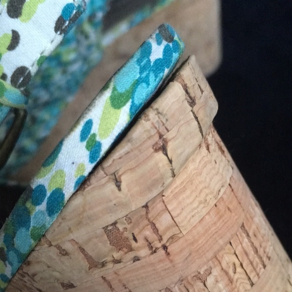 Apt 9 Green And Blue Open Toe Wedges Women’s Shoes - Picture 9 of 13